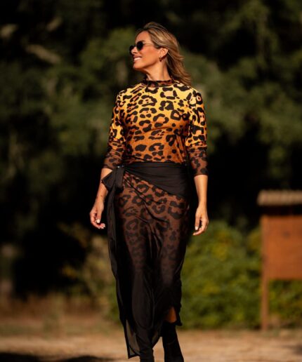 Vestido longo com lenço à cintura, em malha premium, da Manuela Moreira, à venda Charme Fashion Store, na Praia do Furadouro - Ovar