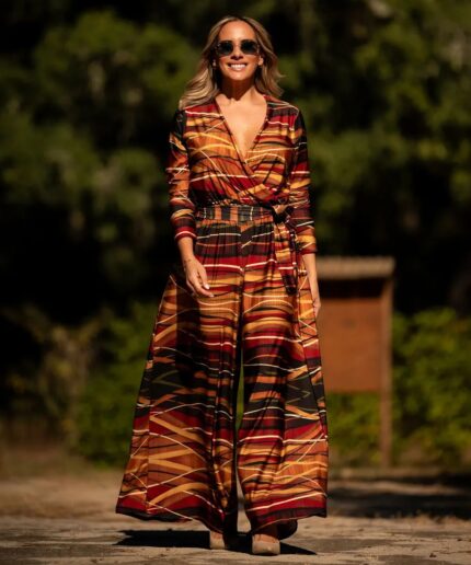 Macacão estampado Outono, com riscas laranja, vermelho e castanho, da Manuela Moreira, à venda na Charme Store, Ovar
