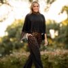 Conjunto de 3 peças com animal print da Manuela Moreira - pantalona, camisola e capa - à venda na Charme Store, no Furadouro - Ovar