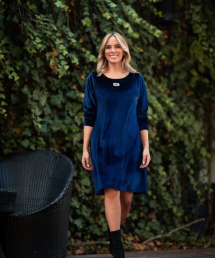 Vestido curto de veludo em verde e azul, da Manuela Moreira, à venda na Charme Store, na praia do Furadouro - Ovar