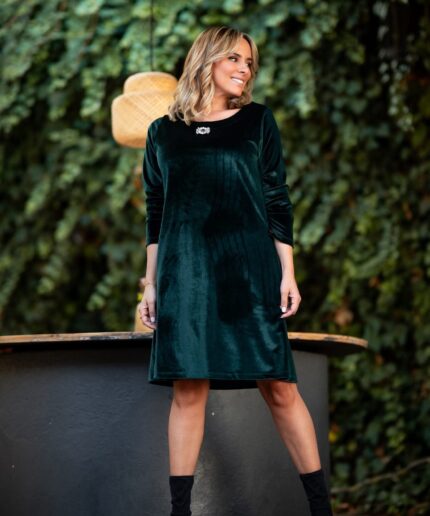 Vestido curto de veludo em verde e azul, da Manuela Moreira, à venda na Charme Store, na praia do Furadouro - Ovar